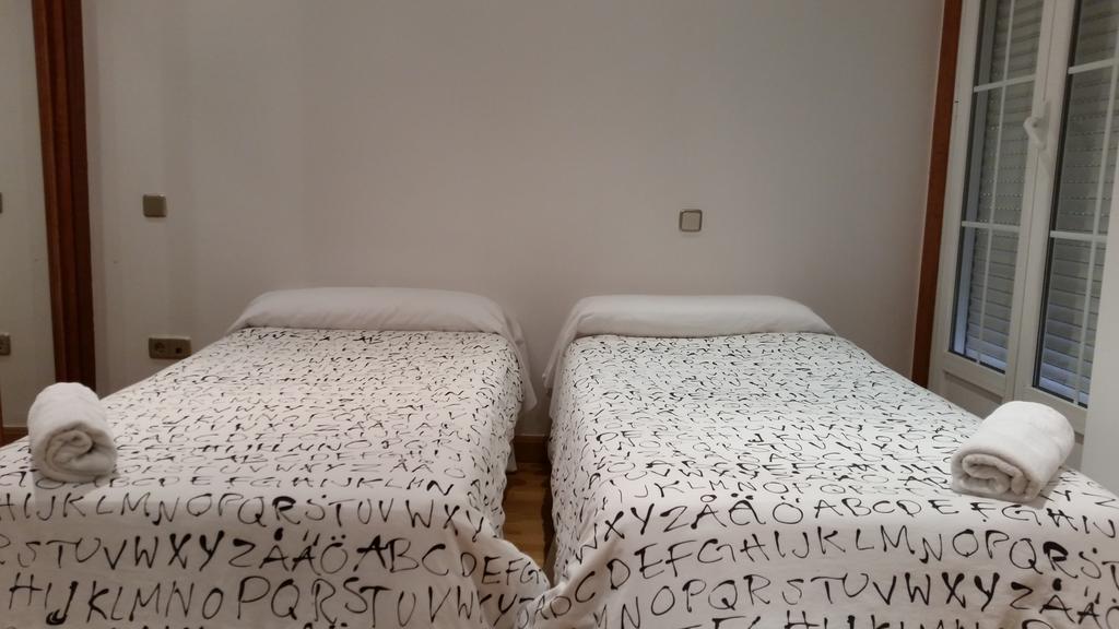 Apartamentos Good Stay Prado Madrid Værelse billede