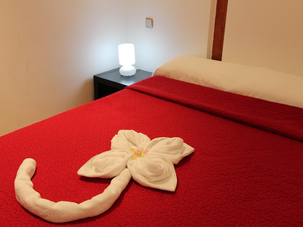 Apartamentos Good Stay Prado Madrid Værelse billede