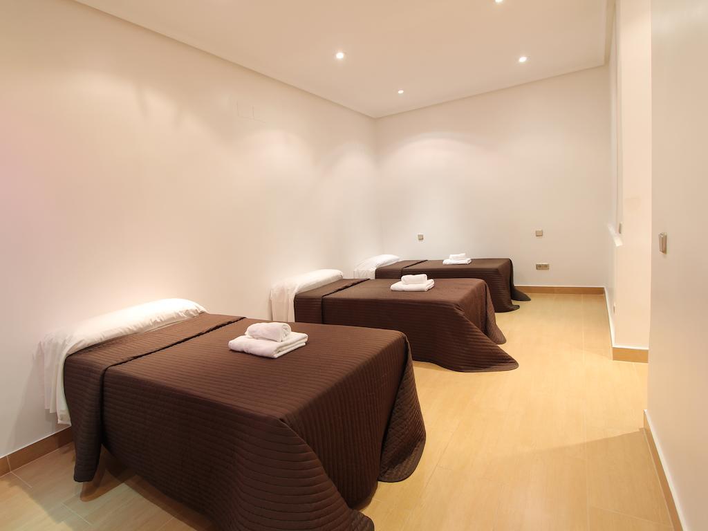 Apartamentos Good Stay Prado Madrid Værelse billede