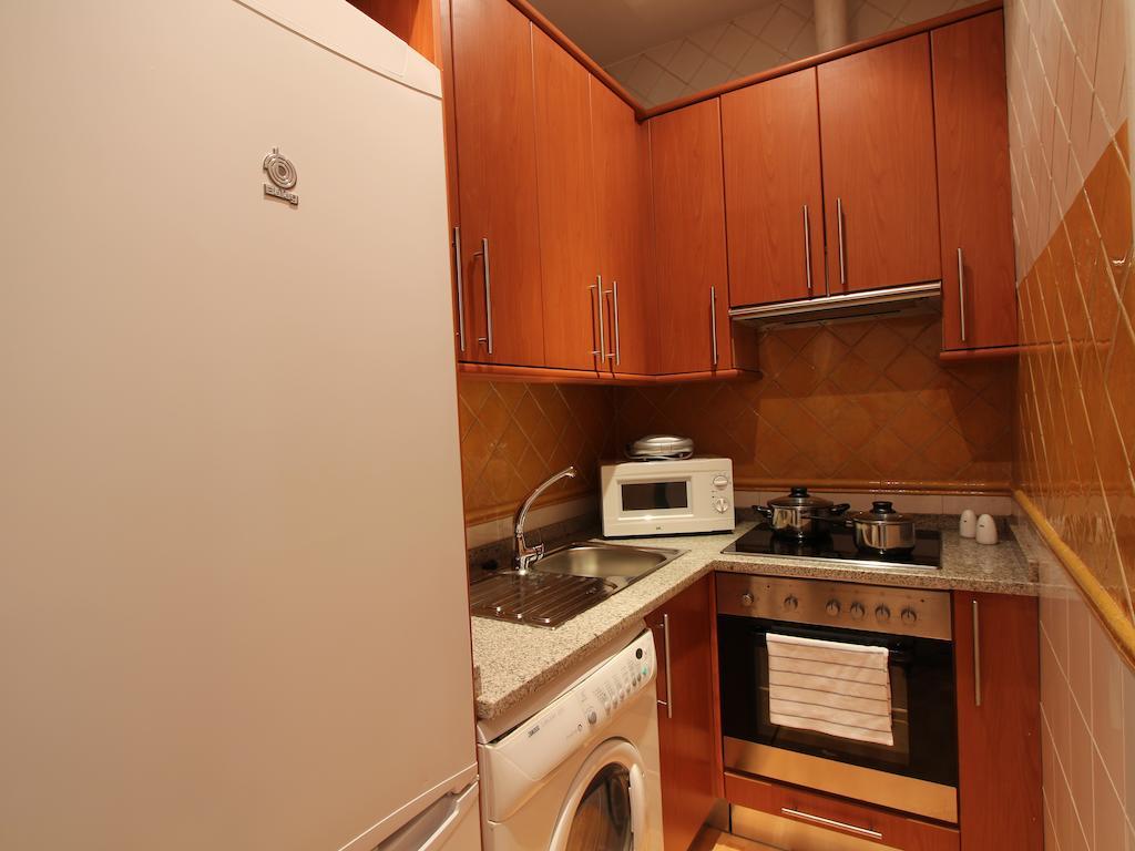 Apartamentos Good Stay Prado Madrid Værelse billede