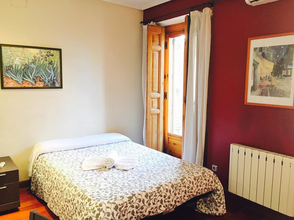 Apartamentos Good Stay Prado Madrid Eksteriør billede