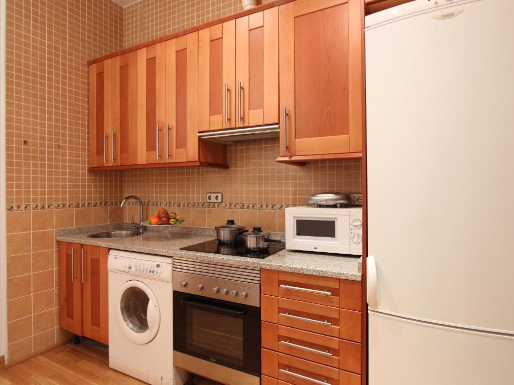 Apartamentos Good Stay Prado Madrid Værelse billede