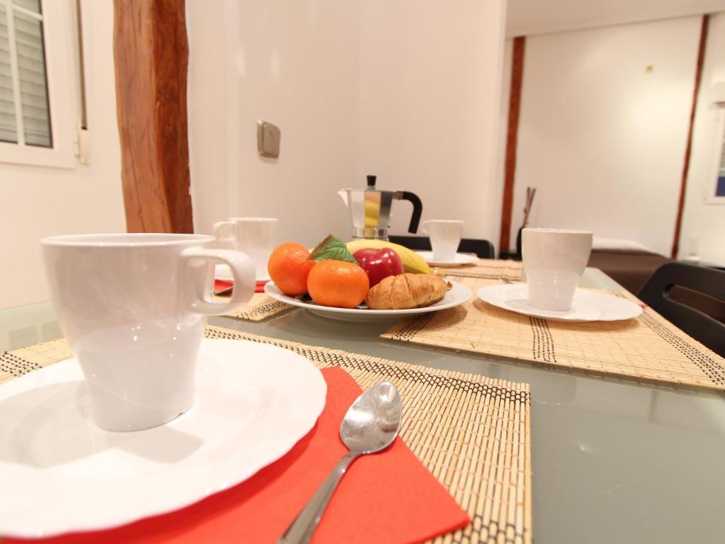 Apartamentos Good Stay Prado Madrid Værelse billede