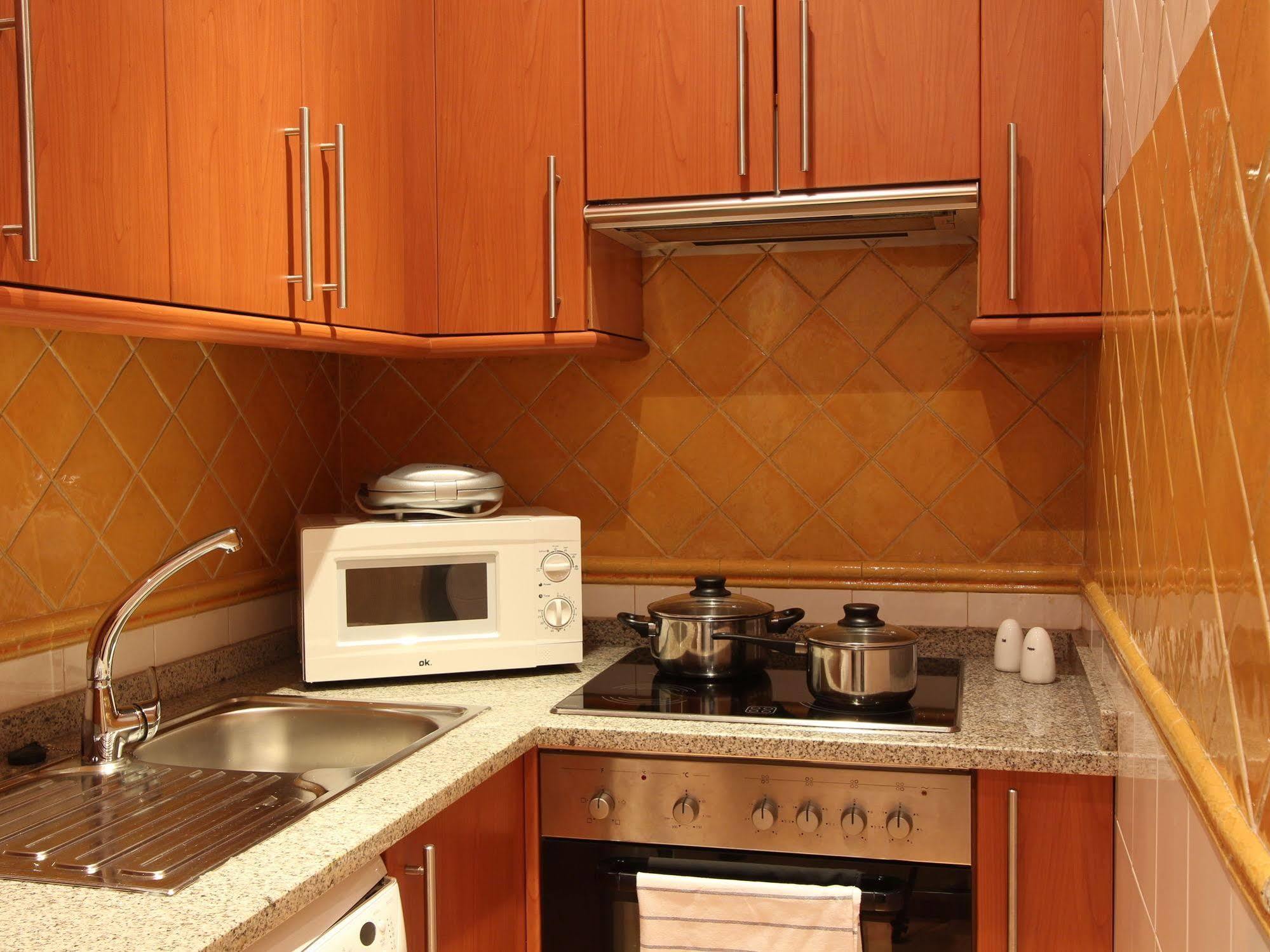 Apartamentos Good Stay Prado Madrid Eksteriør billede