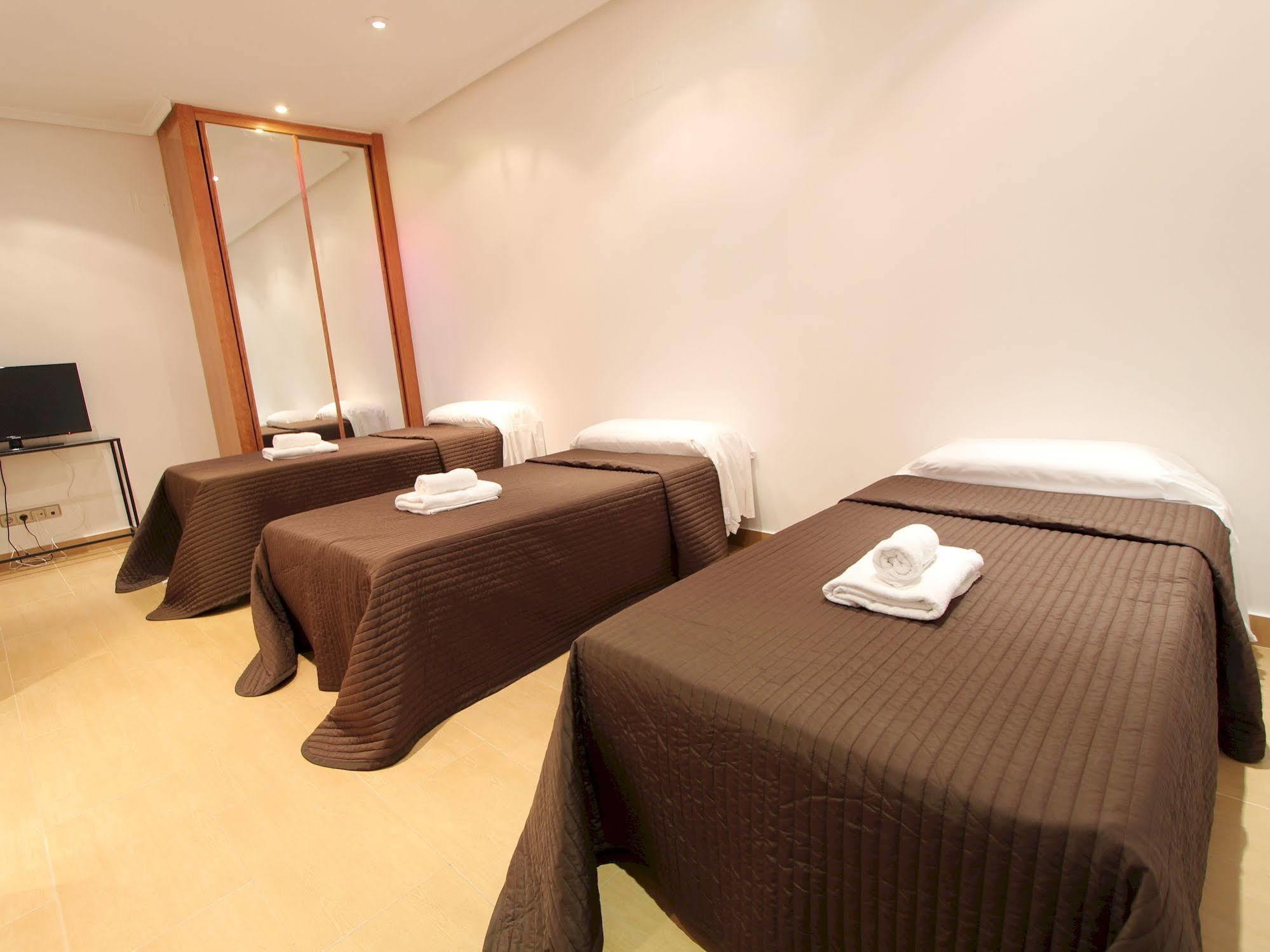 Apartamentos Good Stay Prado Madrid Eksteriør billede